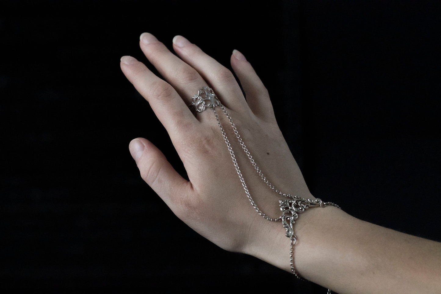 Ring Chain Bracelet GHIBLI